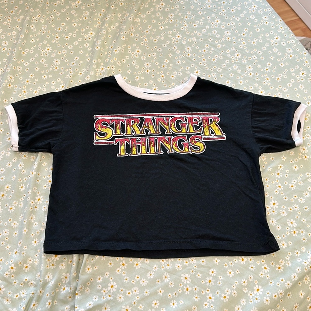 Girls Stranger Things crop top tee